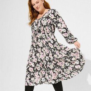 Torrid - Midi Swiss Dot Pleat Long Sleeve Dress in Brushstroke Multi Floral‌‌‌‌